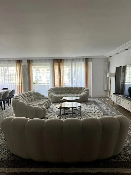 Prestigious Apartment - Arc De Triomphe Paris