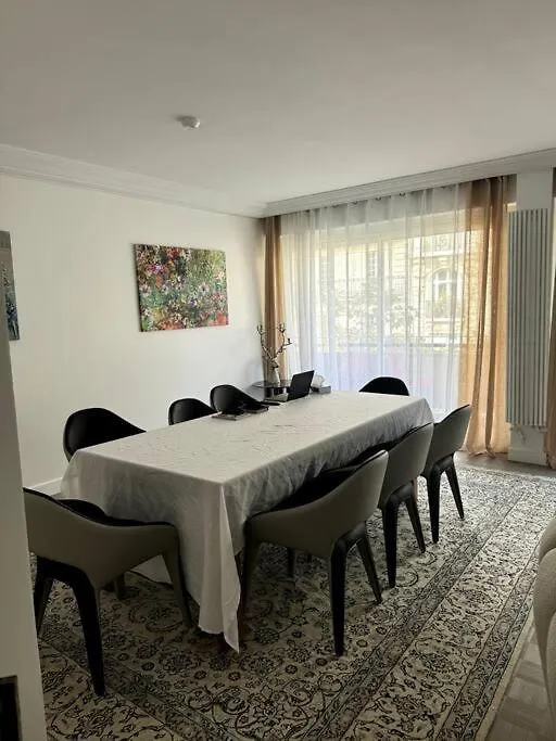 Prestigious Apartment - Arc De Triomphe Paris
